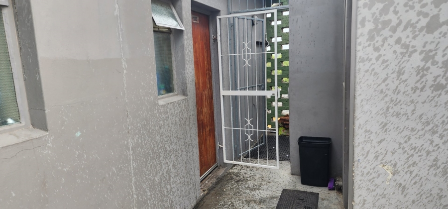 2 Bedroom Property for Sale in Scottsdene Western Cape